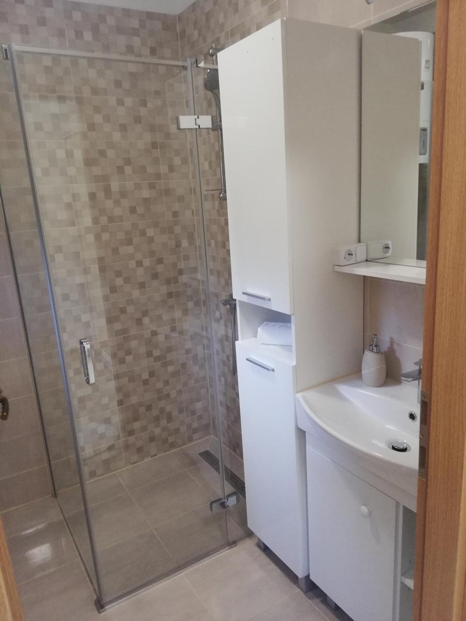 Guesthouse Vesna 塞尼 外观 照片